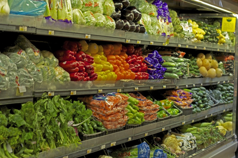 primeur-CANNES-min_vegetables_supermarket_food_market_fresh_shopping_healthy_grocery-1092786